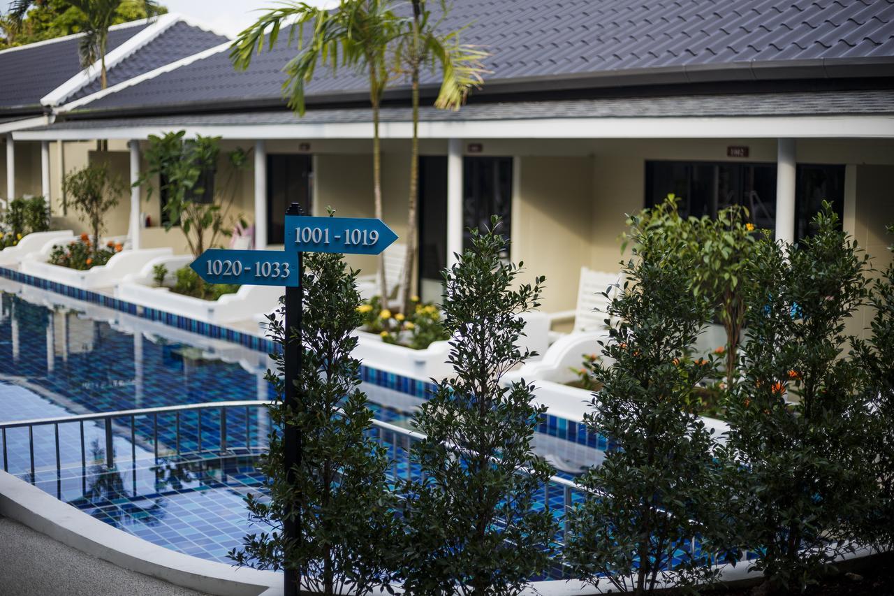 Tuana Hotels Brook Pool Access Chalong Exterior photo